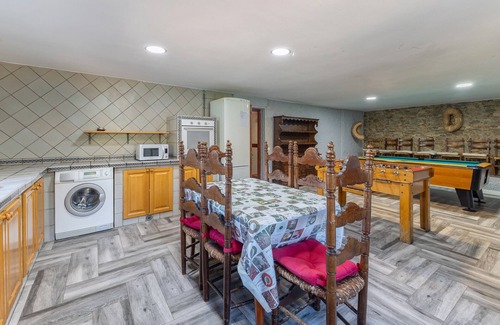 Valdemorillo Casa | Casa de vacaciones 'El Bolero De Brasal' con piscina privada, Wi-Fi y aire acondicionado