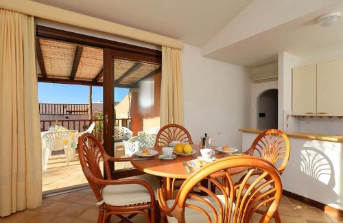Porto San Paolo Casa | Holiday Home Erica 22 - Vista Village by Interhome