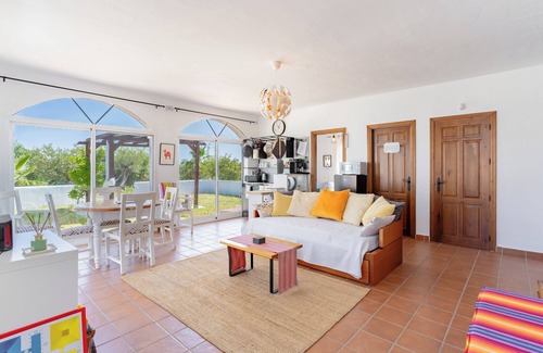 Alhaurín el Grande Villa | Casa de vacaciones 'Finca Lavinia' con vistas a la montaña, Wi-Fi y aire acondicionado.