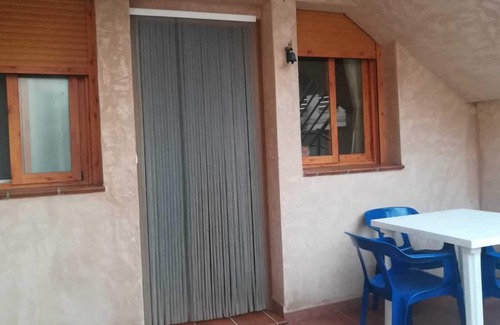 Arroyo Frio Casa | Casa de vacaciones "Escapada Relax" con vistas a la montaña, piscina compartida y aire acondicionado