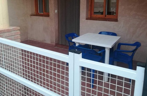 Arroyo Frio Casa | Casa de vacaciones "Escapada Relax" con vistas a la montaña, piscina compartida y aire acondicionado