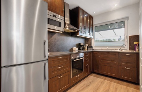 Hennstedt Casa | Casa de vacaciones 'Ferienhaus Pfanne' con terraza privada, jardín privado y Wi-Fi