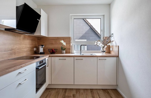 Ebringen Apartamento | Casa de vacaciones 'Ferienhaus Ebringen' con terraza privada, balcón y Wi-Fi