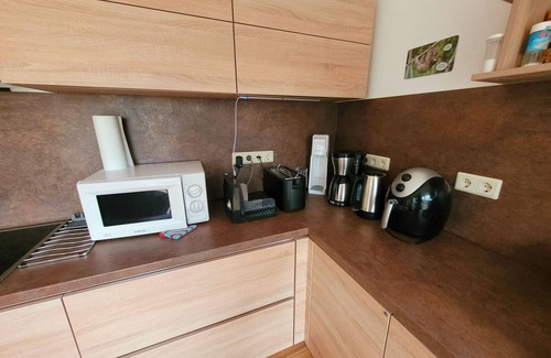 Warin Casa | Holiday Home 'Ferienhaus Schw Agnes' with Lake View, Private Terrace and Wi-Fi