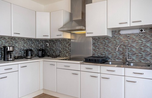 La Tranche-sur-Mer Casa | Casa de vacaciones 'Maison Avec Jardin 400m Du Centre' con jardín privado y Wi-Fi