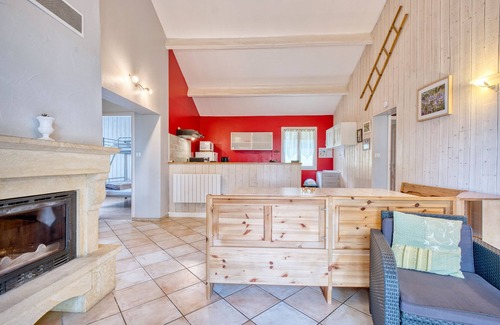 Salignac-Eyvignes Casa | La Grange de Léo – Gran casa familiar con piscina climatizada compartida en el corazón del Périgord Noir