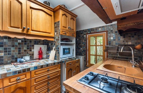 Vernou-sur-Brenne Casa | Casa de vacaciones 'La Closerie Du Cassereau' con jardín compartido y balcón