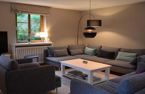Midlum Apartamento | Holiday home gray seal