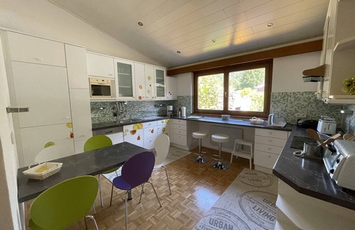 Gallizien Casa | Casa de vacaciones "Haus Linsendorf" con acceso privado al lago, piscina y Wi-Fi