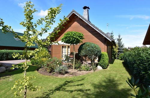 Luetow Casa | Casa de vacaciones 'Haus Mövenort' con terraza privada, jardín privado y Wi-Fi