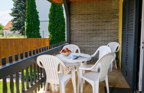 Balatonkeresztur Casa | Holiday Home Hibiscus by Interhome