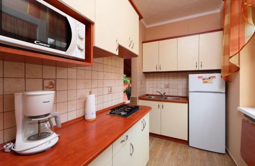 Balatonkeresztur Casa | Holiday Home Hibiscus by Interhome