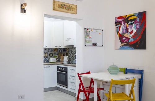 Mazara del Vallo Casa | Casa vacacional 'Il Ficus' con terraza privada, Wi-Fi y aire acondicionado