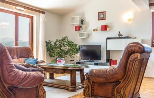 Imotski Casa | Holiday Home Imotski With Outdoor Swimming Pool 320