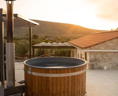 Porto de Mos Casa | Holiday Home in Alvados