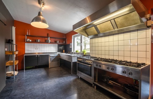 Ovifat Casa | Casa vacacional de lujo con sauna cerca del bosque en Ovifat
