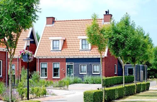 Colijnsplaat Casa | Holiday Home in Colijnsplaat near Oosterschelde, cleaning included
