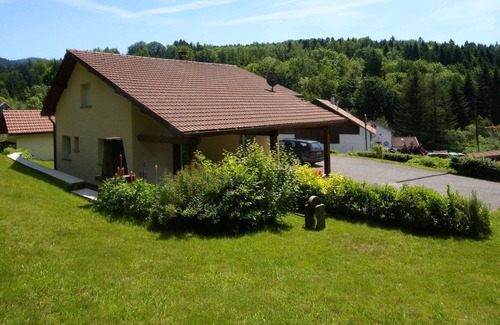 Haut-du-Them-Chateau-Lambert Casa | Casa de vacaciones luminosa con jardín privado en condado Francés