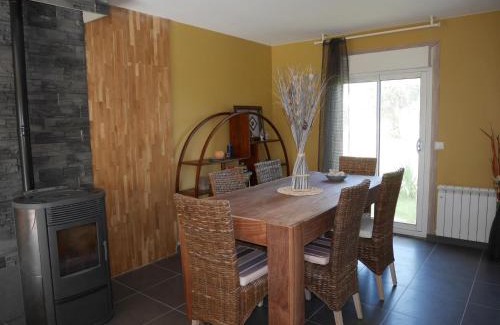 Guisseny Casa | Holiday Home in France near Sandy Beaches