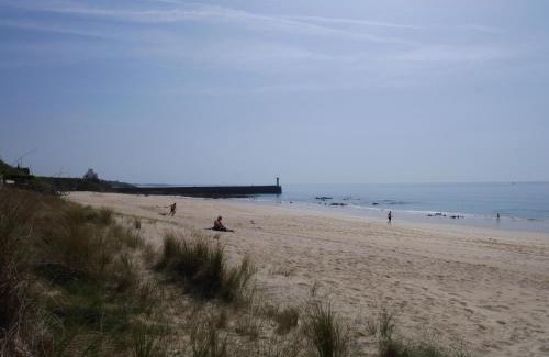 Plozevet Casa | Holiday Home in Plozévet near Beaches