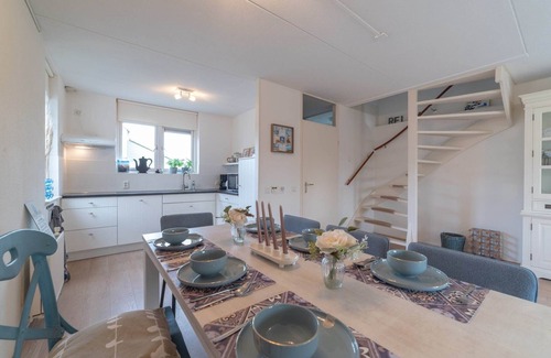 Wemeldinge Casa | Casa en parque tranquilo para familias