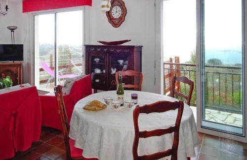 Trebeurden Casa | Holiday Home in Trébeurden with Sea View, cleaning included