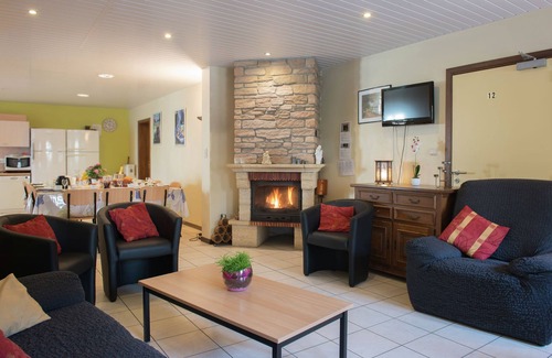 Walk Casa | Casa en Waimes con Sauna y Jacuzzi