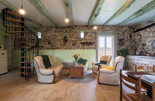 Allineuc Casa | Casa de vacaciones 'L'abreuvoir Du Leffo' con terraza privada, jardín privado y Wi-Fi