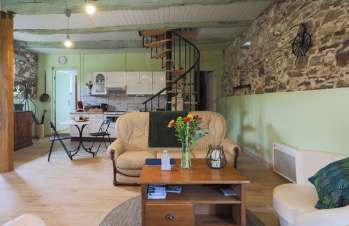 Allineuc Casa | Casa de vacaciones 'L'abreuvoir Du Leffo' con terraza privada, jardín privado y Wi-Fi