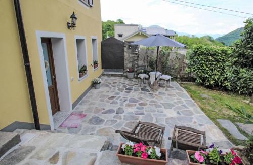 Casale Corte Cerro Casa | Holiday Home La Casetta by Interhome