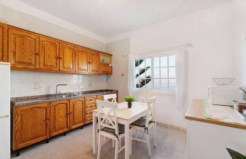 Mocanal Casa | Casa de vacaciones 'La Asomadita' con vistas al mar, terraza privada y Wi-Fi