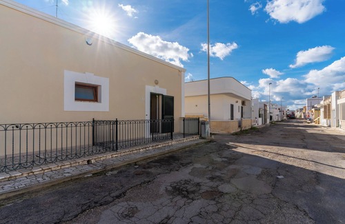 Torre San Giovanni Casa | Casa de vacaciones 'La Casetta Al Mare' con Wi-Fi y aire acondicionado