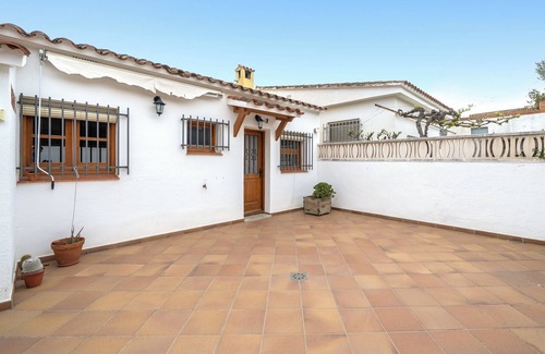 Albinyana Casa | Casa de vacaciones 'La Casita' con terraza privada, Wi-Fi y aire acondicionado