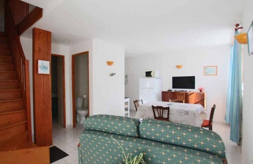 Romegoux Casa | Holiday Home 'Le Domaine Des 3 Îles' with Private Terrace, Private Garden and Wi-Fi