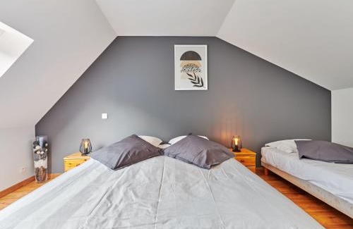 Le Vretot Casa | Holiday Home Le Lanchon by Interhome