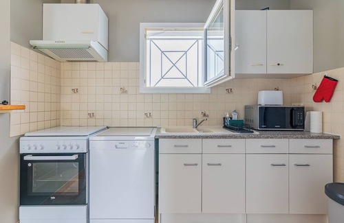 Valeyrac Casa | Casa de Vacaciones 'Le Pin Franc' con Terraza Privada, Jardín Privado y Wi-Fi
