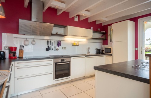 Lavergne Casa | Casa de vacaciones 'Lespiland 4étoiles T Et H Piscine' con piscina privada, terraza privada y Wi-Fi