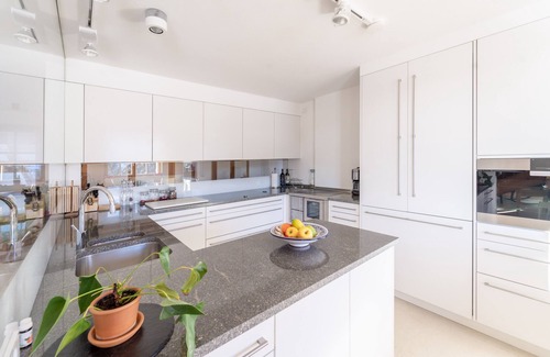 Redagno Casa | Holiday Home 'Lexn Radein' with Mountain View, Wi-Fi and Air Conditioning