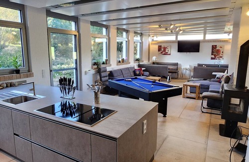 Theilenhofen Casa | Casa de vacaciones 'Magisches Wachstein XL' con jardín privado y Wi-Fi