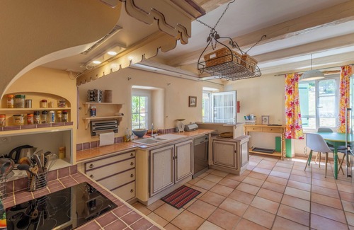 Courry Casa | Casa de vacaciones 'Mas Le Bragalou' con vistas a las montañas, piscina privada y Wi-Fi