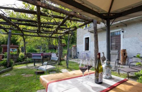 Cannero Riviera Casa | Holiday Home Meri by Interhome