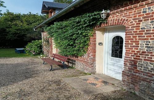 Les Grandes-Ventes Casa | Holiday Home near Alabaster Coast