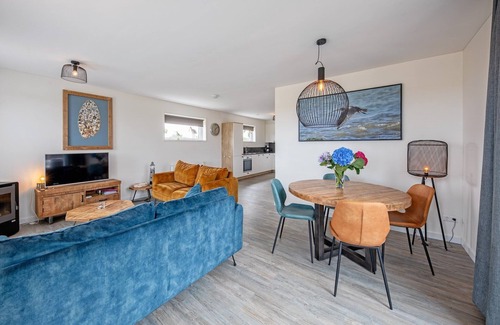 Den Burg Casa | Holiday home near forest with wellness garden