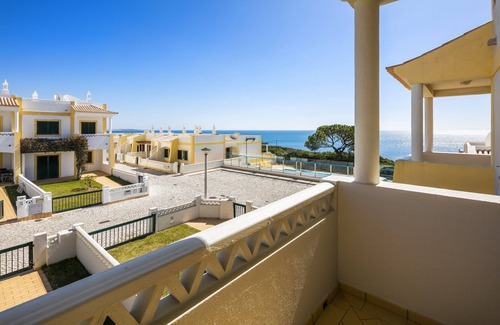 Benagil Casa | Holiday home near Praia de Benagil beach