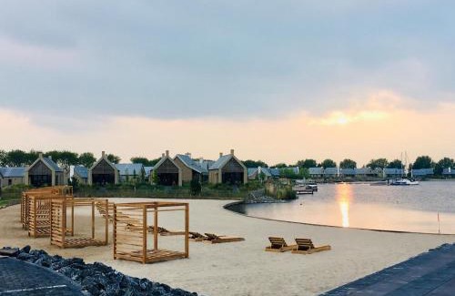 Tholen Casa | Holiday Home Oesterdam Resort-1 by Interhome