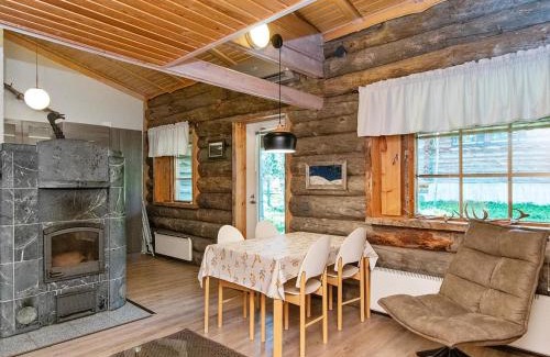 Saariselka Casa | Holiday Home Pökkömaja b by Interhome