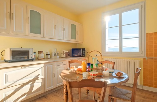 Agonac Casa | Casa de Vacaciones 'Puy De Pinou' con Jardín Privado y Wi-Fi