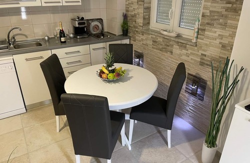 Obrs Casa | Holiday Home Relax - Mošćenička Draga