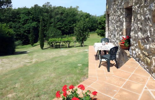 Montieri Apartamento | Casa Vacanze 'San Michele - Capanna Scopi' con Vista a la Montaña, Wi-Fi y Aire Acondicionado