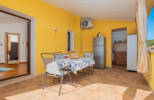 Cannigione Casa | Casa de vacaciones 'Seahouserent' con gran terraza con vistas al mar, jardín y Wi-Fi